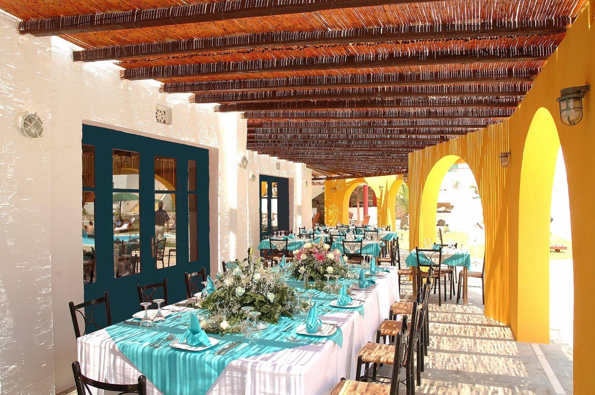 Mr & Mrs White Tinos Hotel Eksteriør billede